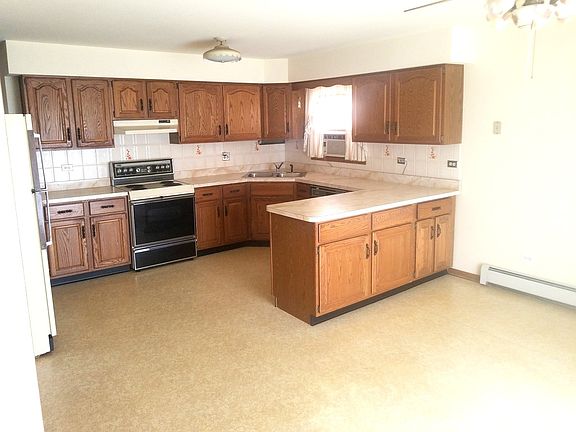 2nd image of 8653 W Catherine Ave