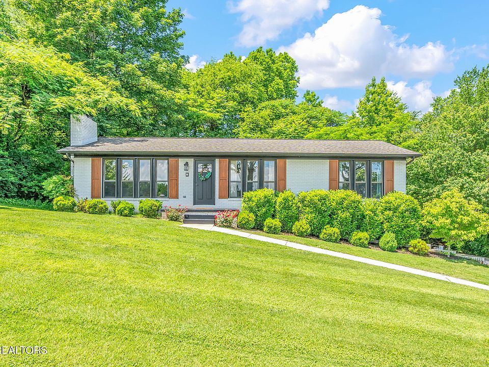 1st image of 3001 Walmar Dr