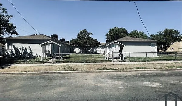 239 N Orchard St — Photo 13