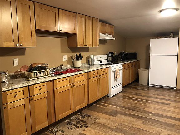2nd image of 23 Buck Ave
