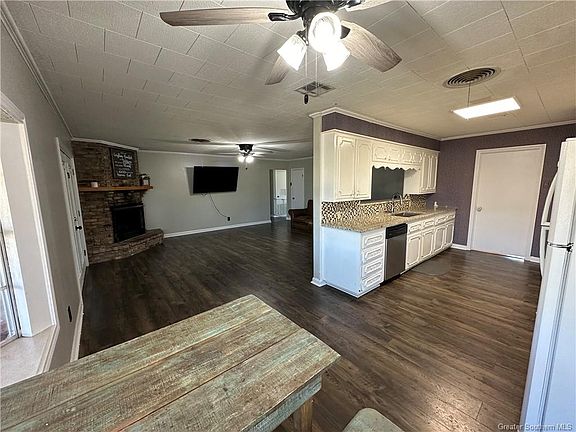 5th image of 109 E Wayside Dr