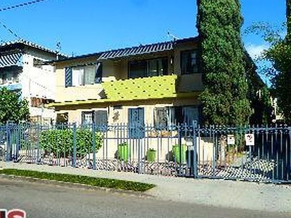 4th image of 1922 Vista Del Mar St APT 8