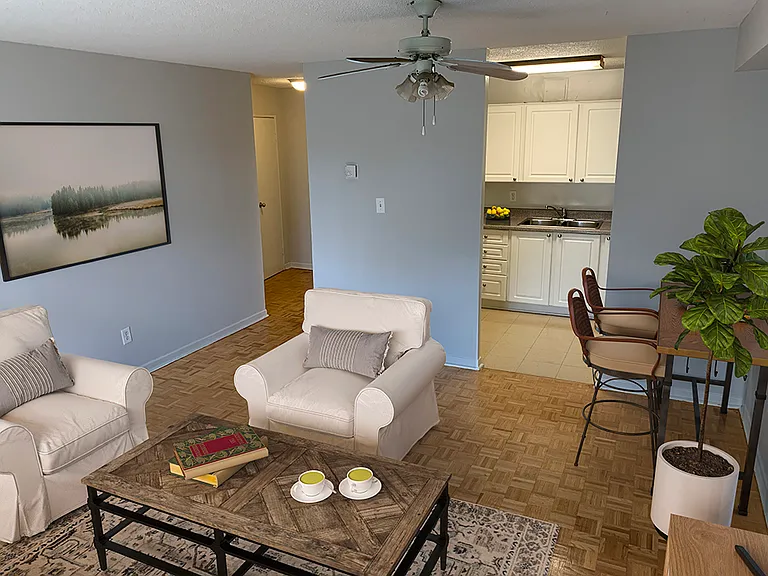 1477 Mississauga Valley Blvd — Photo 7