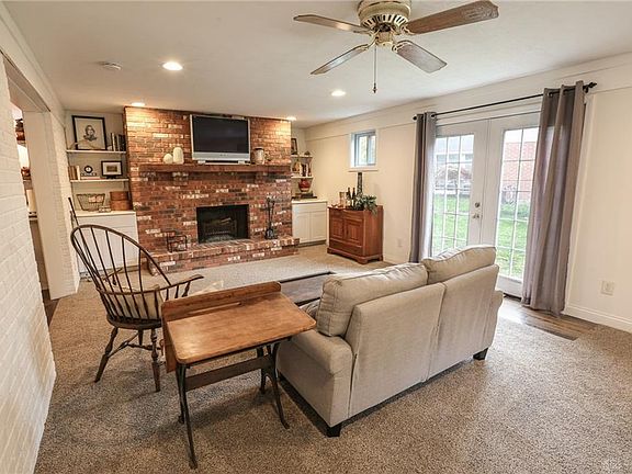 4th image of 1200 Benfield Dr