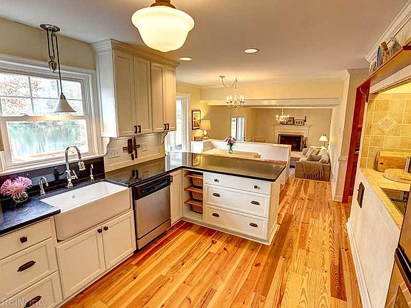 4th image of 122 Northpoint Dr