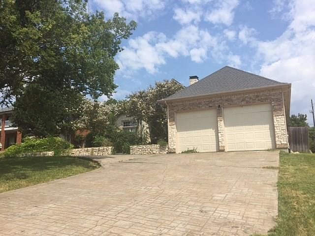 1st image of 5305 Yacht Club Dr