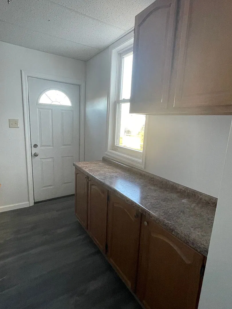 Charming Home for Rent in Slatington, PA Great Location Near Schools, Parks & Shopping! — Photo 4