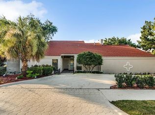 1209 Travis Cir S, Irving, TX 75038