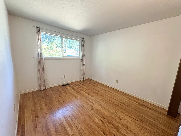 405 156th Pl NE — Photo 15