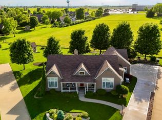 701 Bobwhite Cir, Eudora, KS 66025