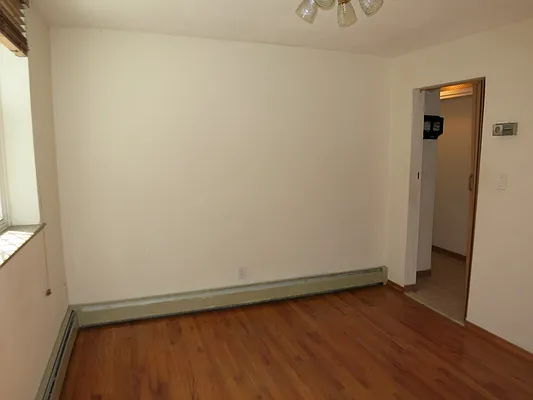 Rented by Velsor Realty | media 21