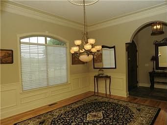 5th image of 9300 Pleasant Ave