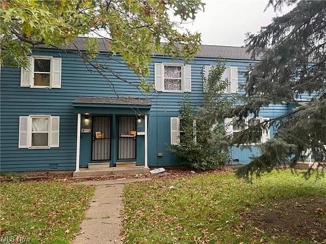 1st image of 926 N Central Dr