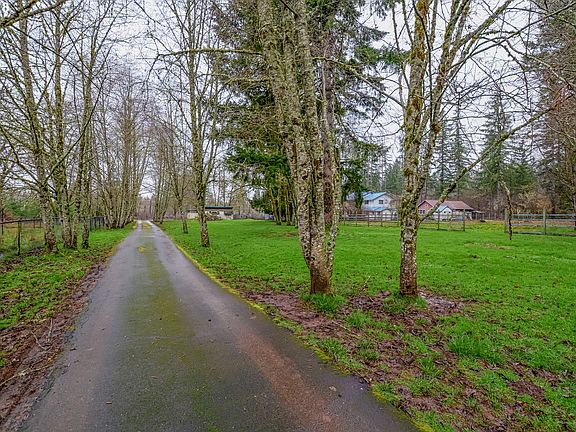 3rd image of 23826 NE 182nd Ave