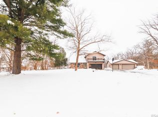 3203 Elizabeth St, Marengo, IL 60152