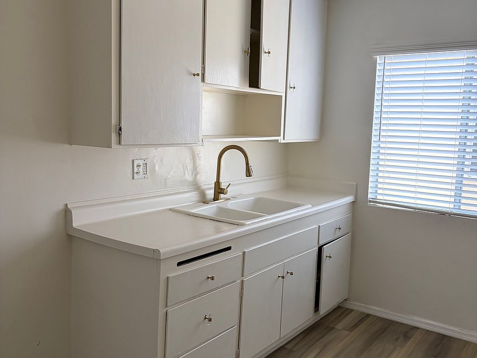 2nd image of 11045 Lower Azusa Rd APT 7