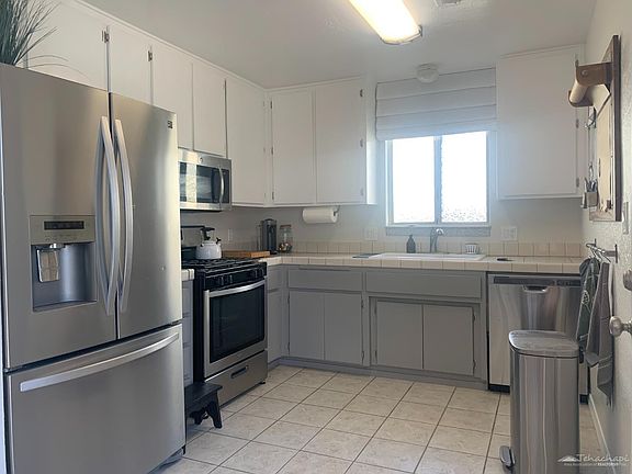 5th image of 1140 Miller Ln