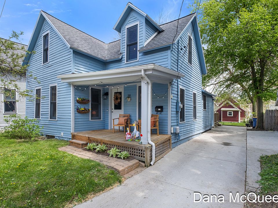 1st image of 344 Calkins Ave SE