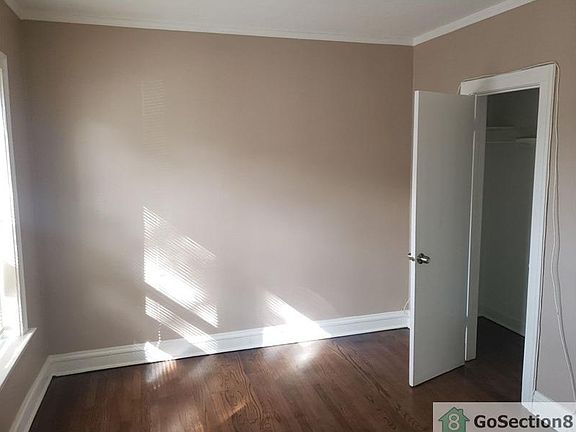 2nd image of 6331 S California Ave #2W