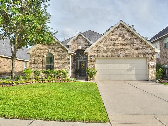 3rd image of 12606 Crockett Bend Ln