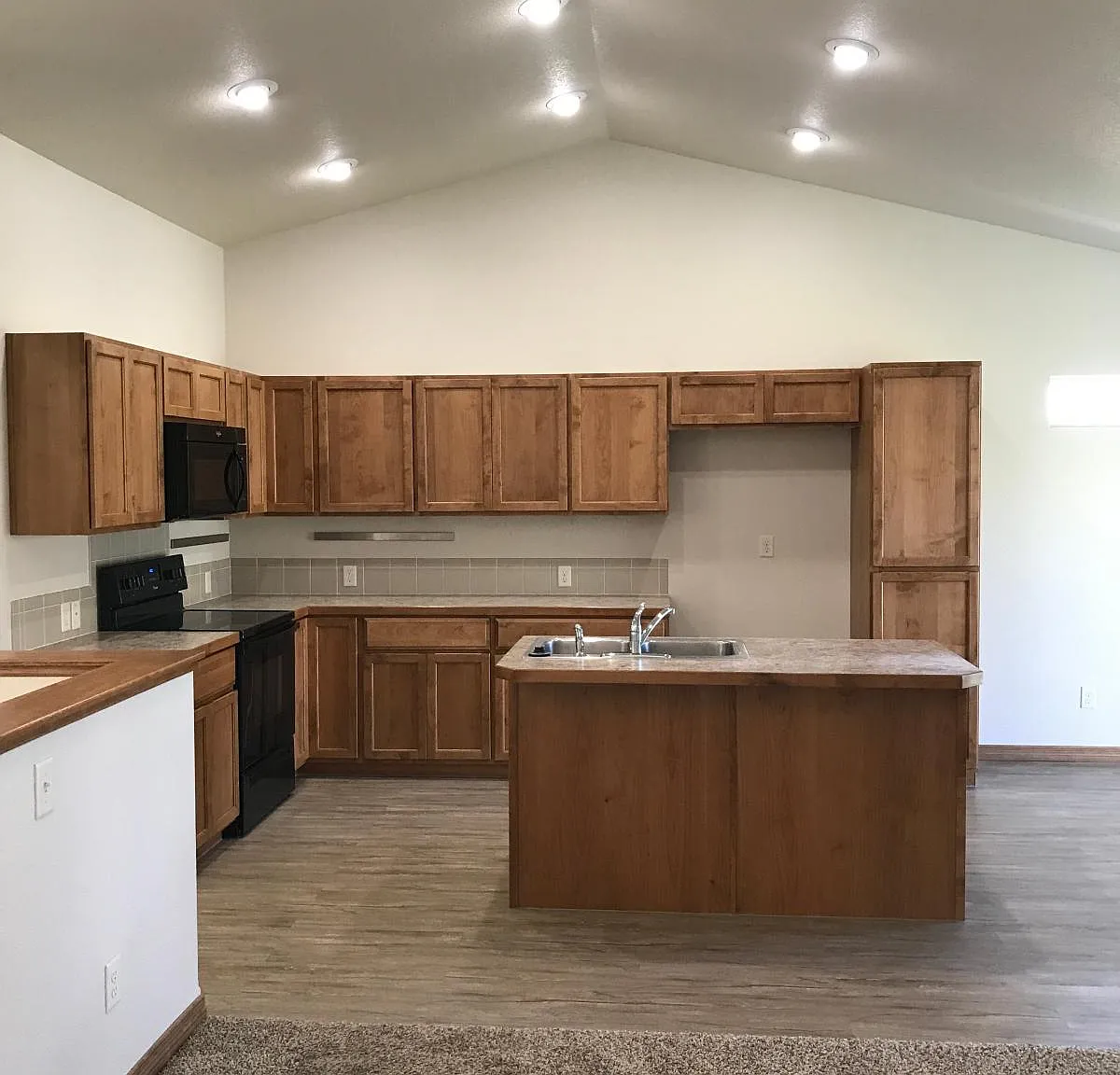 6951 Pettigrew Street — Photo 2
