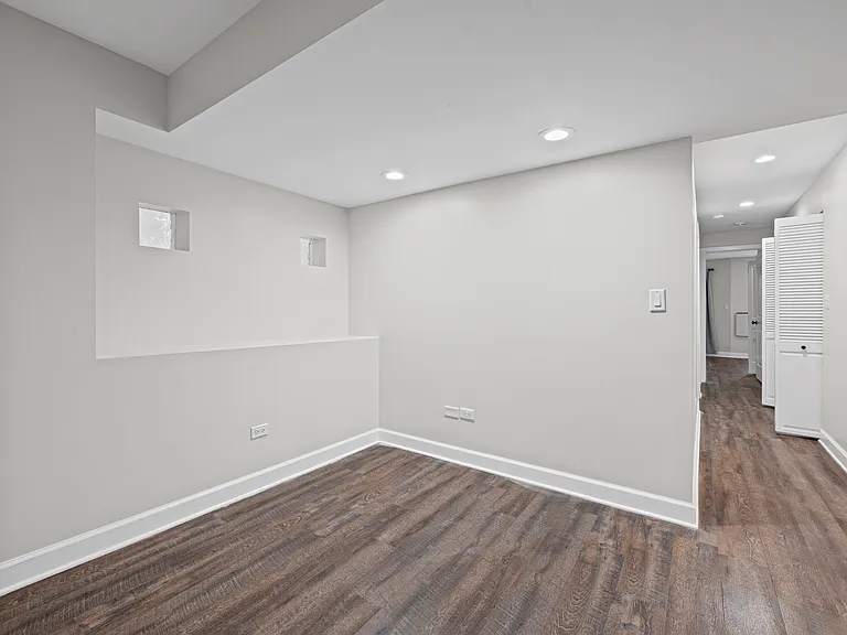 1747 N Wolcott Ave #1 — Photo 20