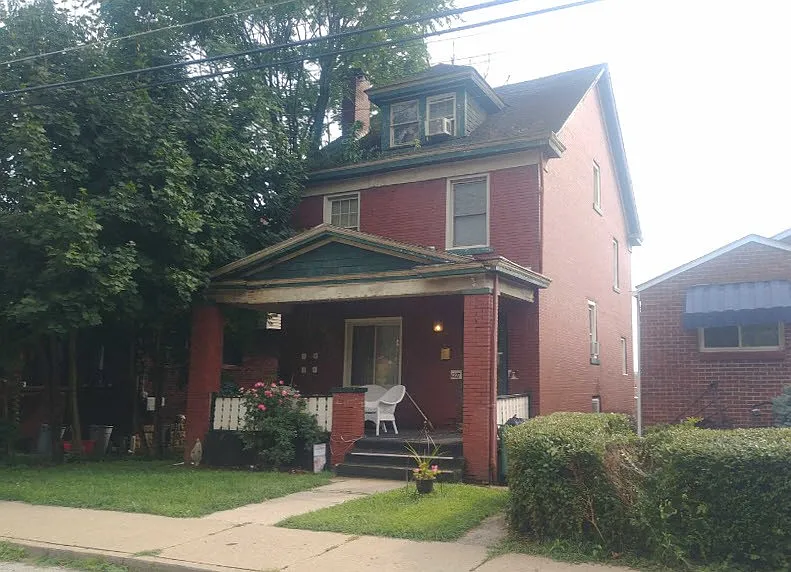 1227 Wisconsin Ave photo 1