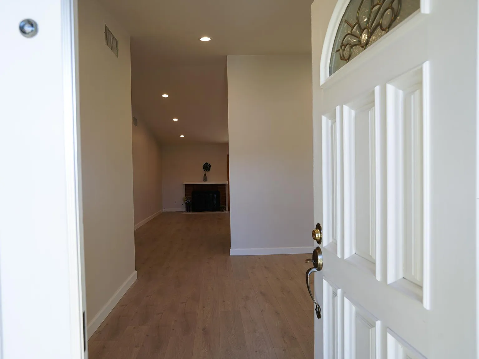 18637 Stare St — Photo 3