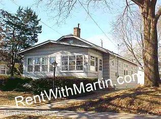 826 Western Ave, Waterloo, IA 50702