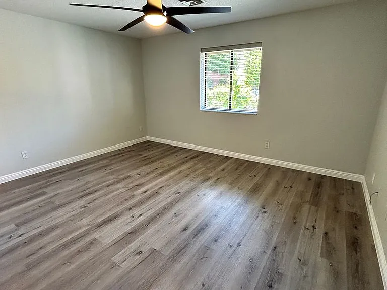 2910 Yuma Dr — Photo 15