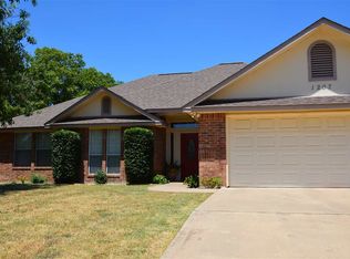 1207 Cedar Dr, Marble Falls, TX 78654