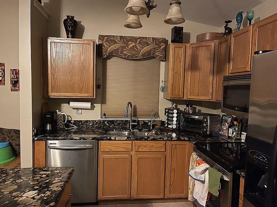 2nd image of 9370 Lake Park Dr