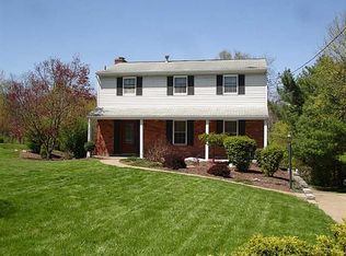 36 Robin Hill Dr, Mc Kees Rocks, PA 15136