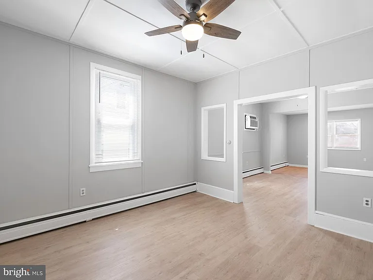 114 Baldt Ave — Photo 3