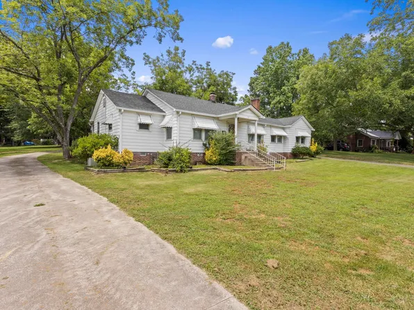 110 Belton Dr, Williamston, SC 29697