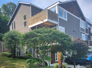 2218 W Raye St, Seattle, WA 98199