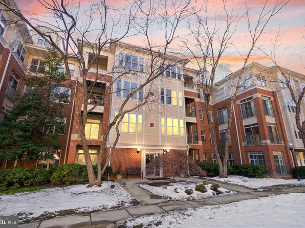 1860 Stratford Park Pl APT 102, Reston, VA 20190