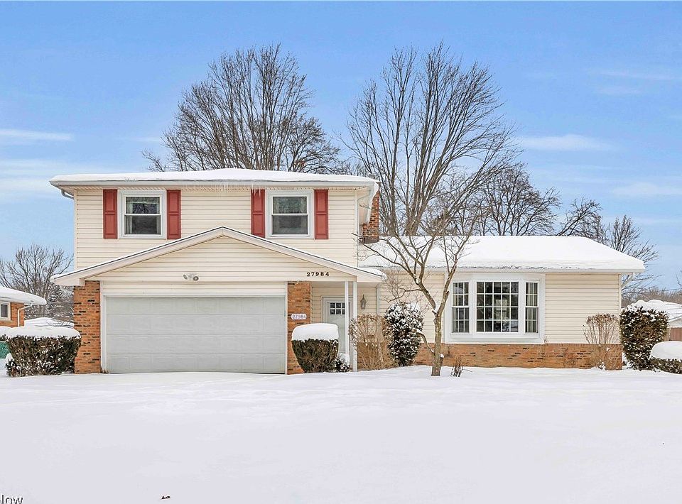 1st image of 27984 Wisteria Dr