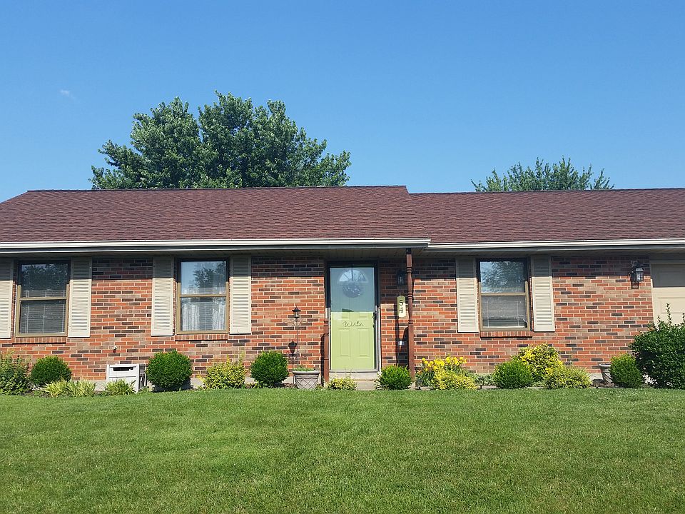 1st image of 54 N Fencerow Ln