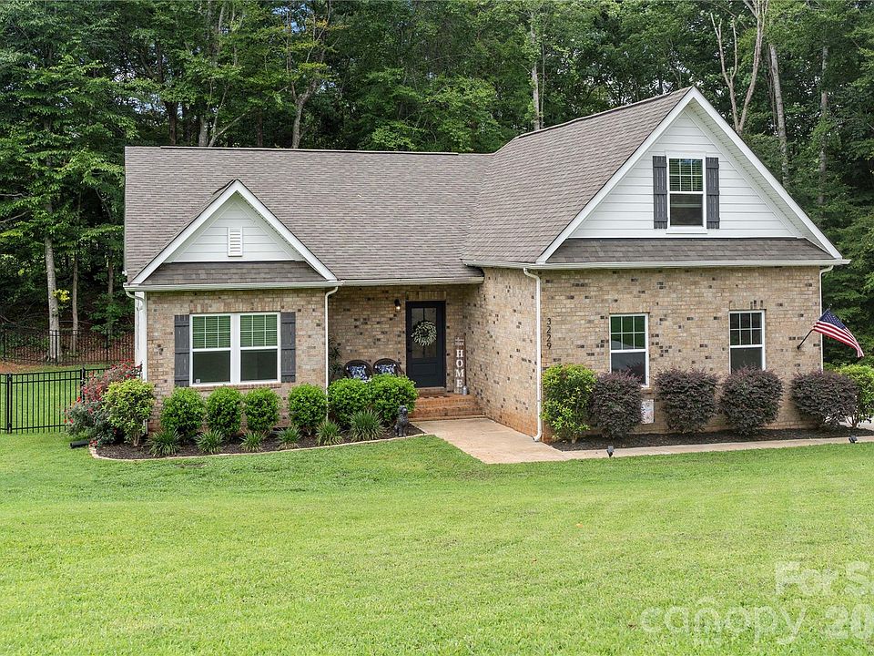 1st image of 3229 Creek Bend Ct
