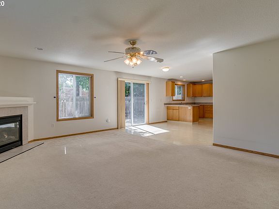 5th image of 10111 NE 62nd Cir