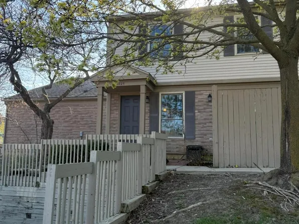 3025 Forest Creek Ct, Ann Arbor, MI 48108