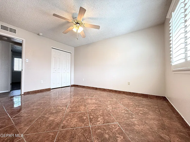 9321 Sorbonne Dr — Photo 29