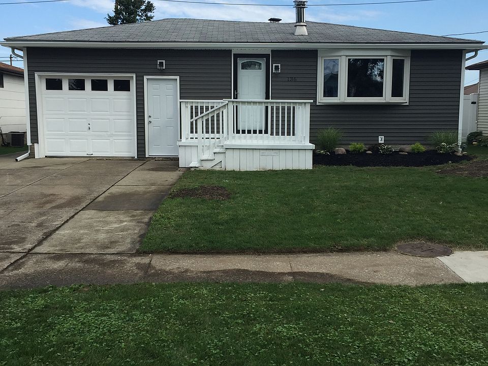 1st image of 136 Basswood Dr