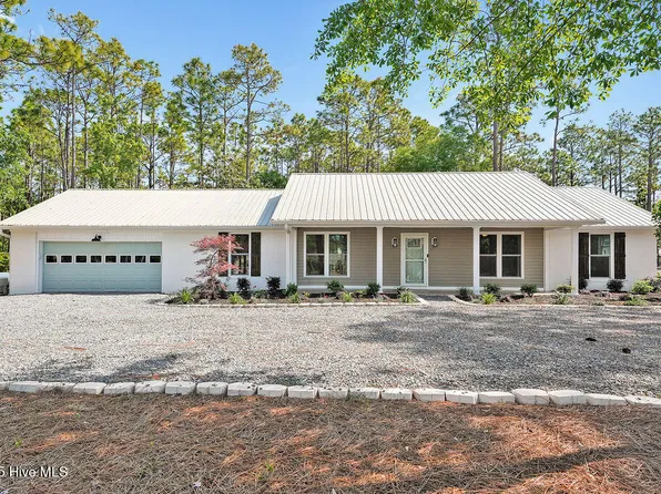 1324 South Shore Drive, Southport, NC 28461