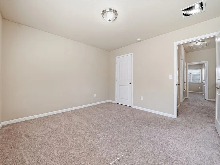 613 Longhorn Cavern Rd — Photo 26