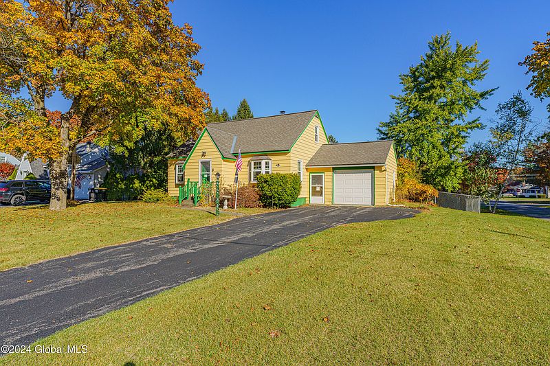 2nd image of 29 Harmon Road
