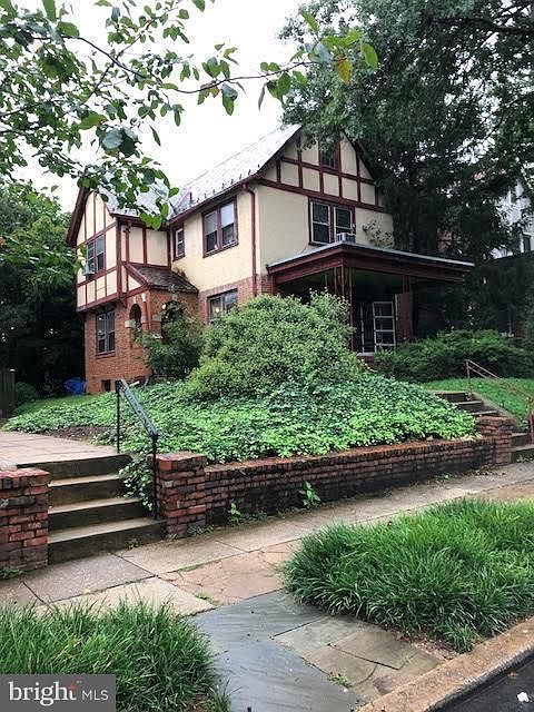 2nd image of 1724 Varnum St NW