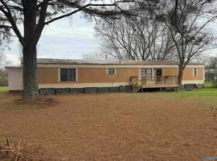 251 Ready Section Rd, Hazel Green, AL 35750