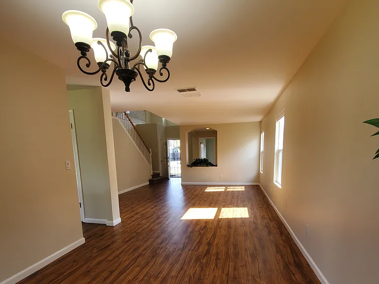 4234 Crazy Horse Rd — Photo 4